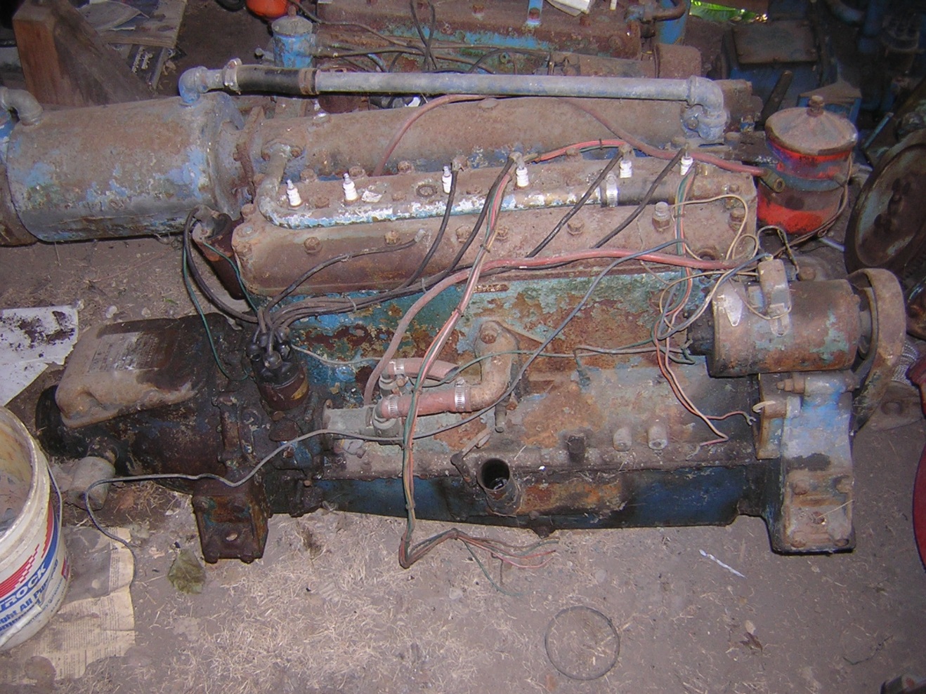 Universal V-6b